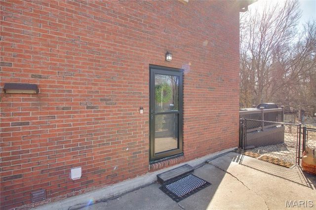 1011 Danforth Street, Alton, IL 62002