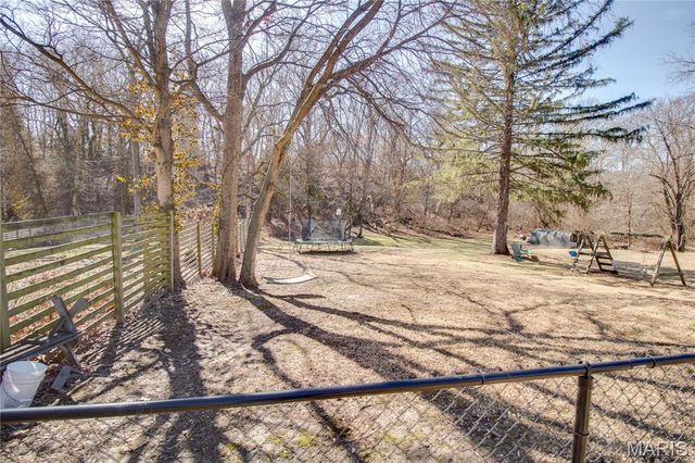 1011 Danforth Street, Alton, IL 62002