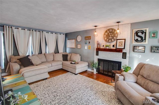 1011 Danforth Street, Alton, IL 62002