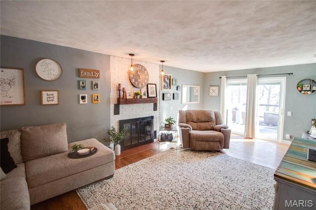 1011 Danforth Street, Alton, IL 62002
