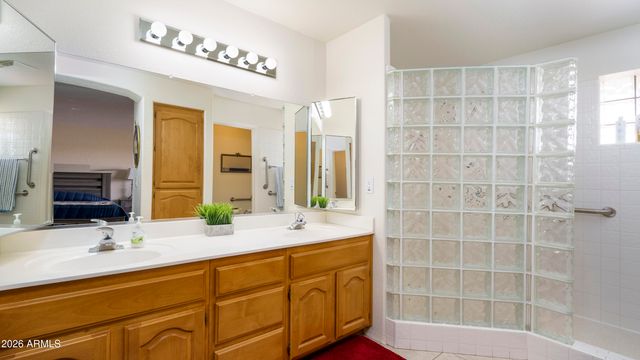 11512 E LAGUNA AZUL Circle E, Mesa, AZ 85209