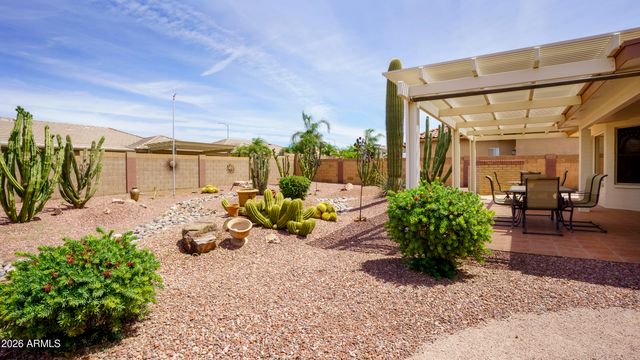 11512 E LAGUNA AZUL Circle E, Mesa, AZ 85209