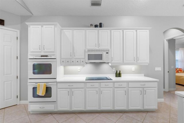 6803 COYOTE RIDGE COURT, Bradenton, FL 34201