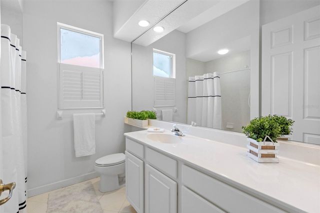 6803 COYOTE RIDGE COURT, Bradenton, FL 34201