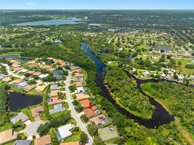 6803 COYOTE RIDGE COURT, Bradenton, FL 34201