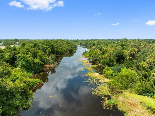 6803 COYOTE RIDGE COURT, Bradenton, FL 34201