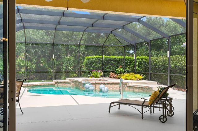 6803 COYOTE RIDGE COURT, Bradenton, FL 34201