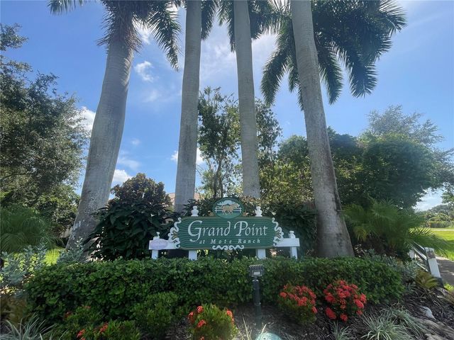 6803 COYOTE RIDGE COURT, Bradenton, FL 34201
