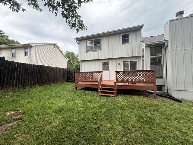 4201 NW 64th Place, Kansas City, MO 64151