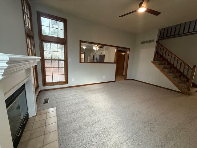 4201 NW 64th Place, Kansas City, MO 64151