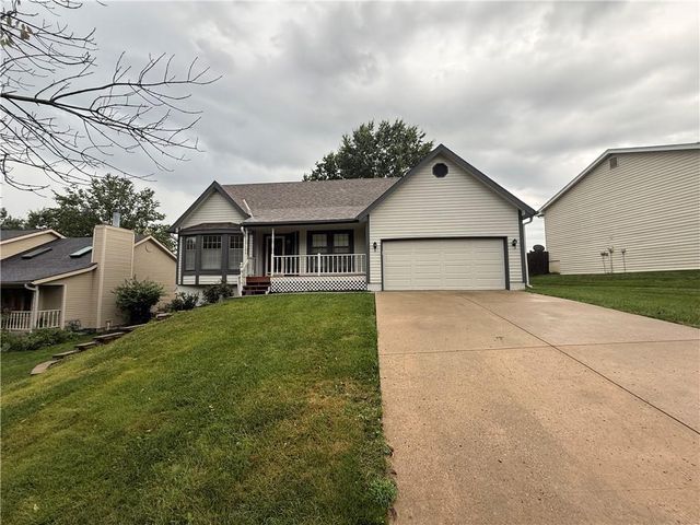 4201 NW 64th Place, Kansas City, MO 64151