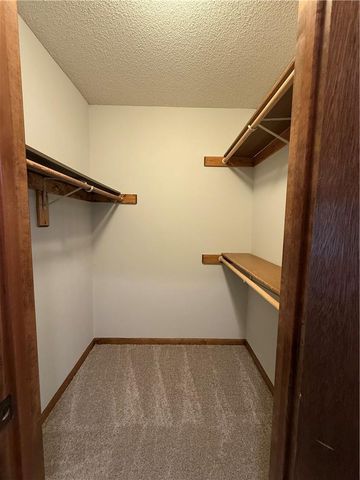 4201 NW 64th Place, Kansas City, MO 64151