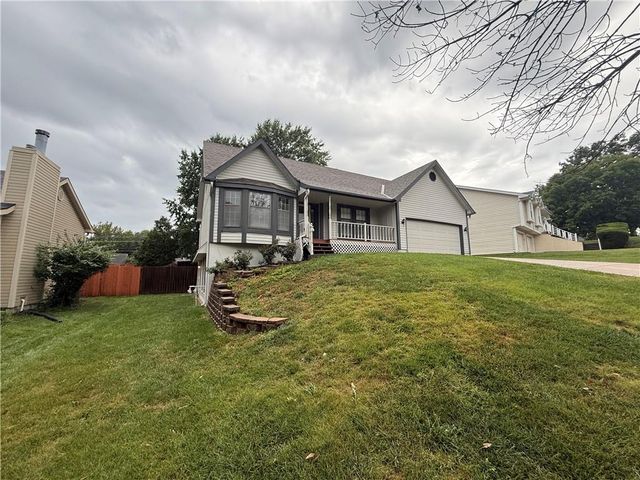 4201 NW 64th Place, Kansas City, MO 64151