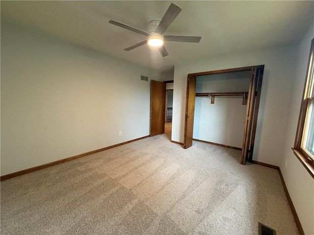 4201 NW 64th Place, Kansas City, MO 64151
