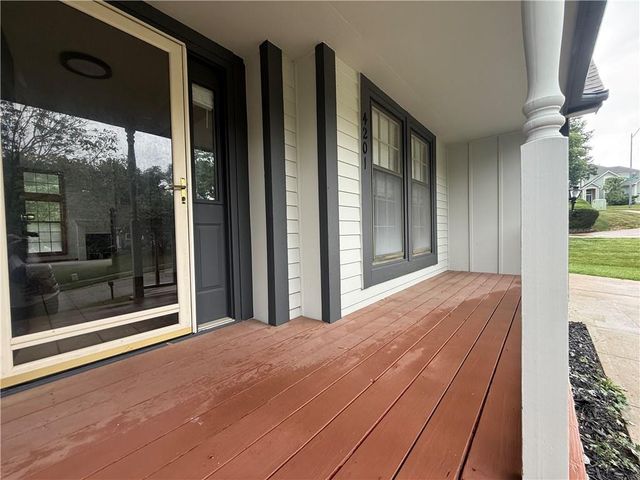 4201 NW 64th Place, Kansas City, MO 64151