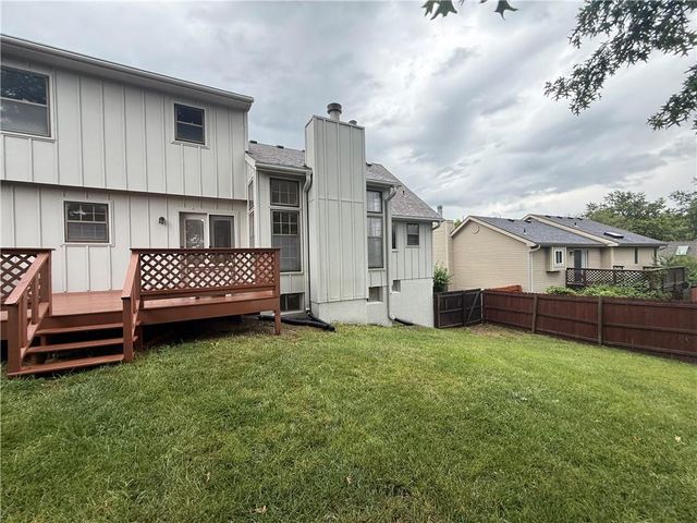 4201 NW 64th Place, Kansas City, MO 64151