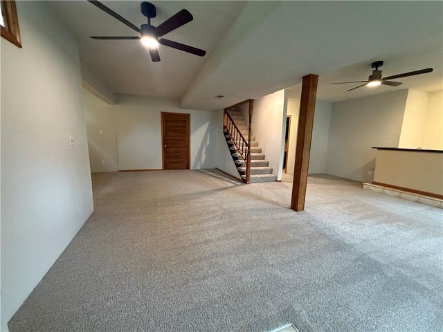 4201 NW 64th Place, Kansas City, MO 64151