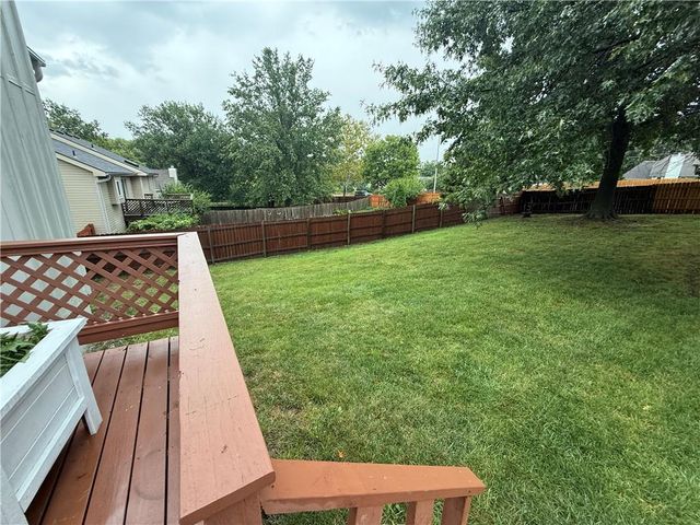 4201 NW 64th Place, Kansas City, MO 64151
