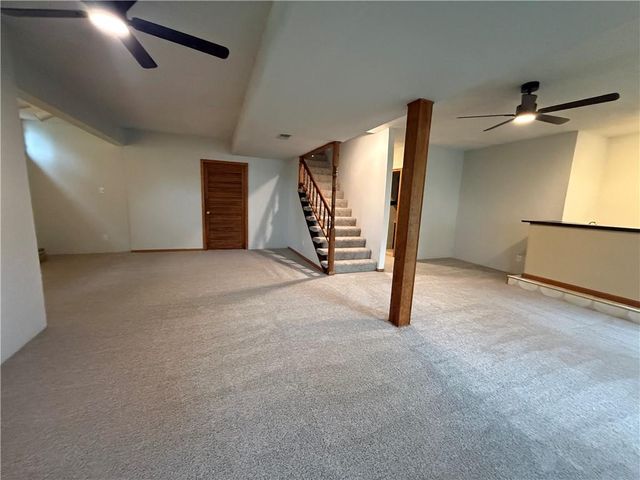 4201 NW 64th Place, Kansas City, MO 64151