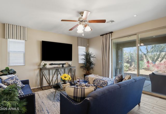 17154 W LAS PALMARITAS Drive, Waddell, AZ 85355