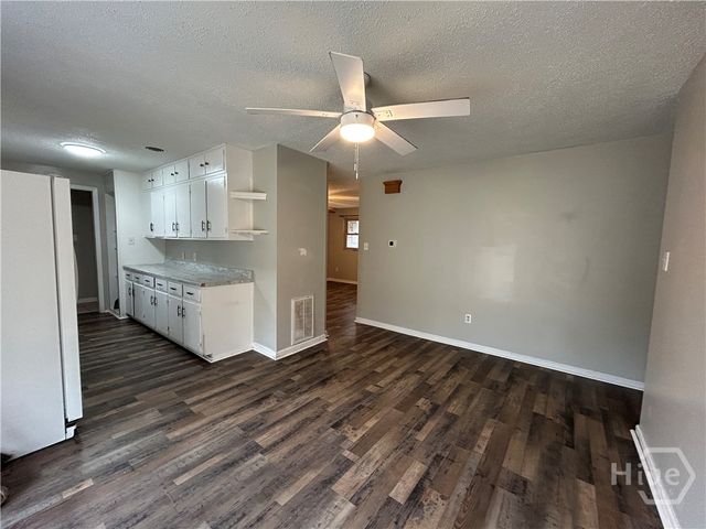 321 Sharondale Road, Savannah, GA 31419