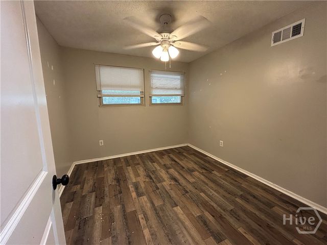 321 Sharondale Road, Savannah, GA 31419