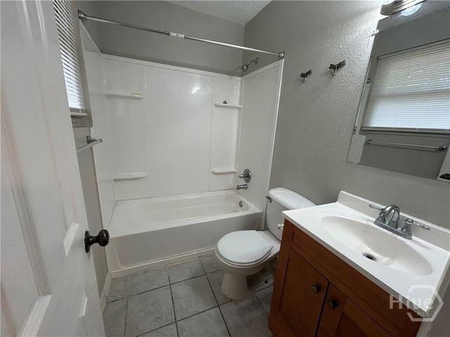 321 Sharondale Road, Savannah, GA 31419