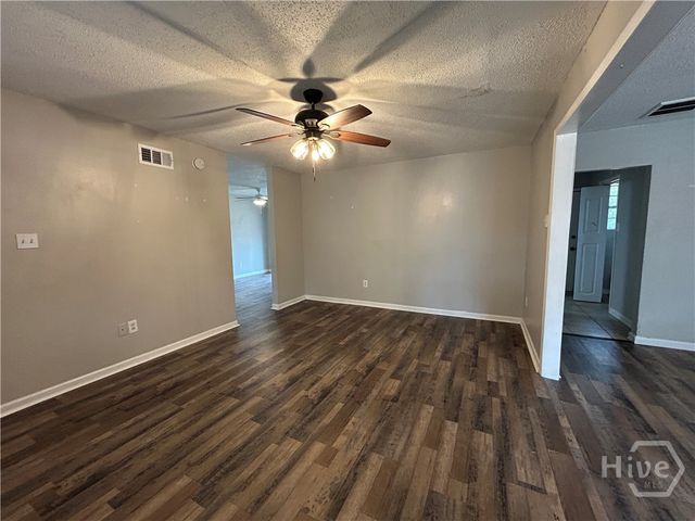 321 Sharondale Road, Savannah, GA 31419