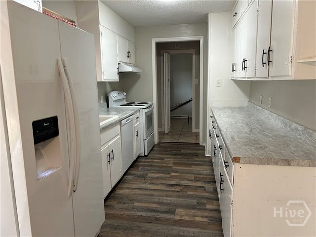 321 Sharondale Road, Savannah, GA 31419