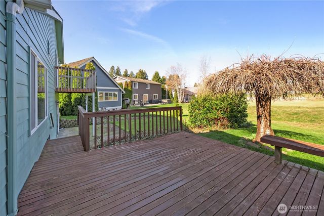 7918 W Golf Course Drive, Blaine, WA 98230