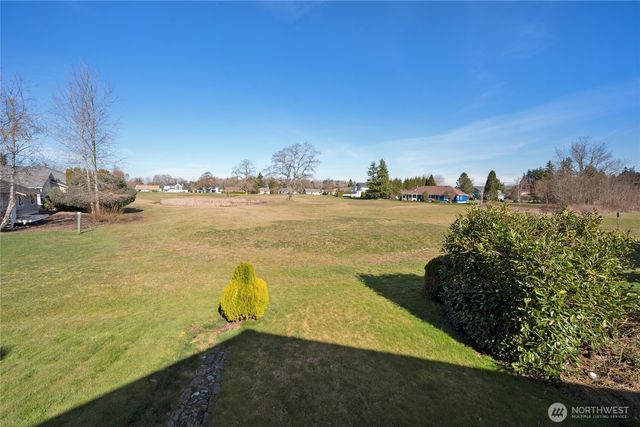 7918 W Golf Course Drive, Blaine, WA 98230