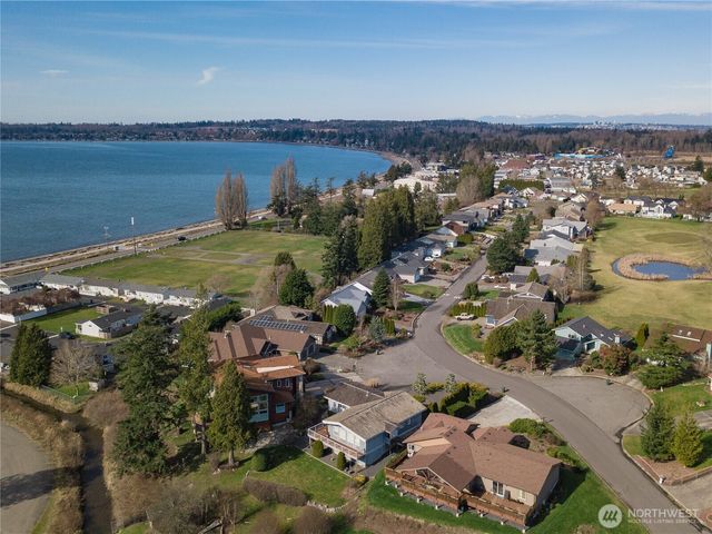 7918 W Golf Course Drive, Blaine, WA 98230