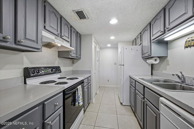 330 QUAIL POINTE Drive, Ponte Vedra Beach, FL 32082