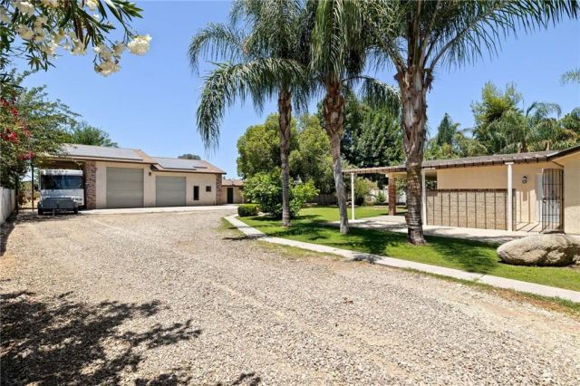 921 Christian Avenue, Bakersfield, CA 93314