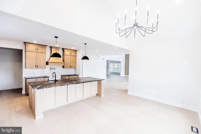 506 LOWER HOLLAND RD, Southampton, PA 18966
