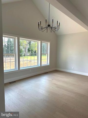 506 LOWER HOLLAND RD, Southampton, PA 18966