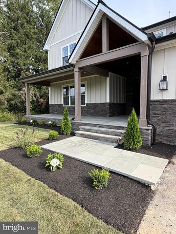 506 LOWER HOLLAND RD, Southampton, PA 18966