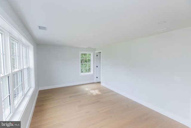 506 LOWER HOLLAND RD, Southampton, PA 18966
