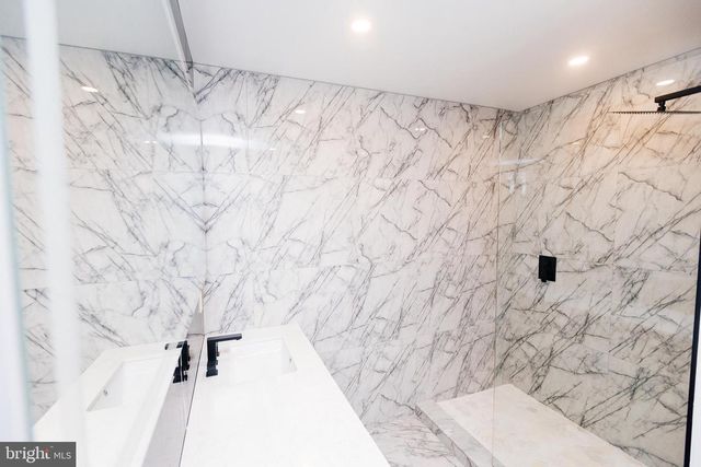 506 LOWER HOLLAND RD, Southampton, PA 18966
