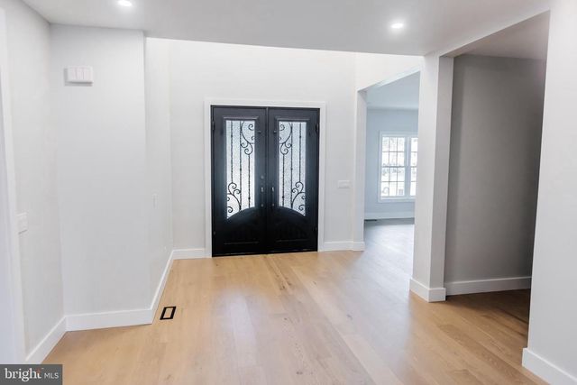 506 LOWER HOLLAND RD, Southampton, PA 18966