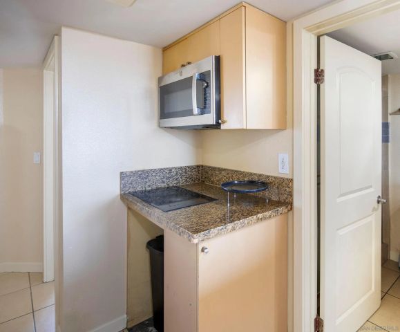 801 National City Blvd 1008, National City, Ca 9195, CA 91950