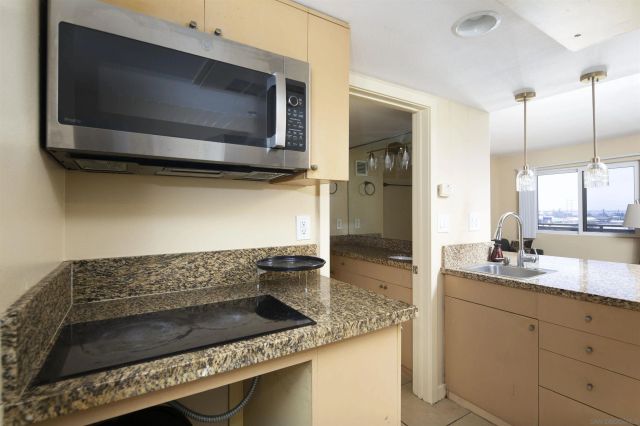 801 National City Blvd 1008, National City, Ca 9195, CA 91950