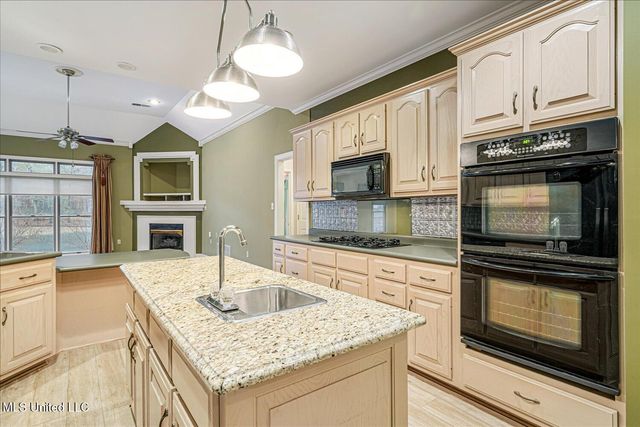 5936 Roman Hill Drive, Olive Branch, MS 38654