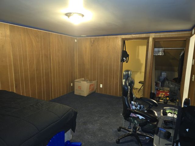 14057 S Hoxie Avenue, Burnham, IL 60633