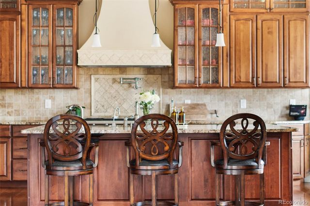 1160 N Monaco Parkway, Denver, CO 80220