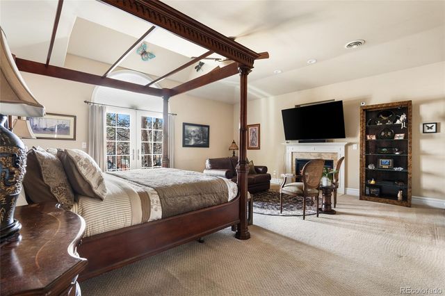 1160 N Monaco Parkway, Denver, CO 80220