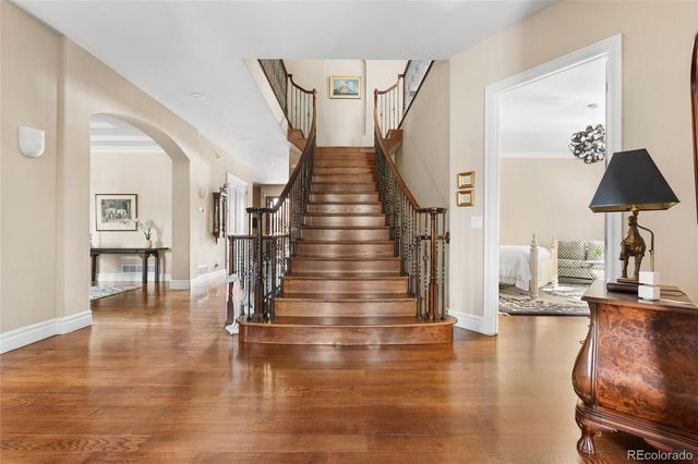 1160 N Monaco Parkway, Denver, CO 80220