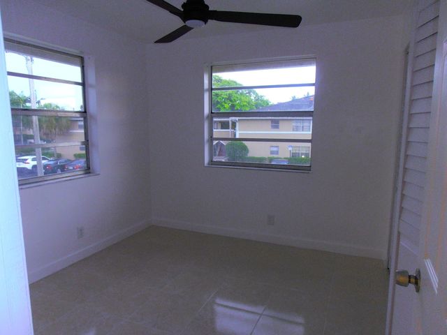 877 Twin Lakes Drive G, Coral Springs, FL 33071