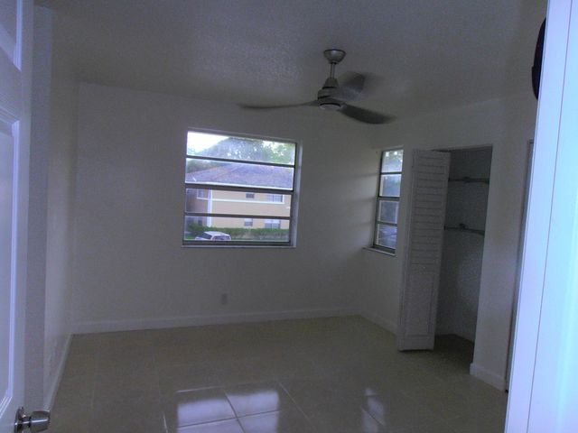 877 Twin Lakes Drive G, Coral Springs, FL 33071