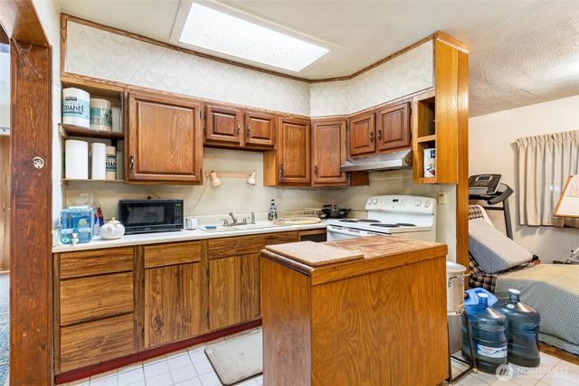 3424 26th Avenue NE, Olympia, WA 98506